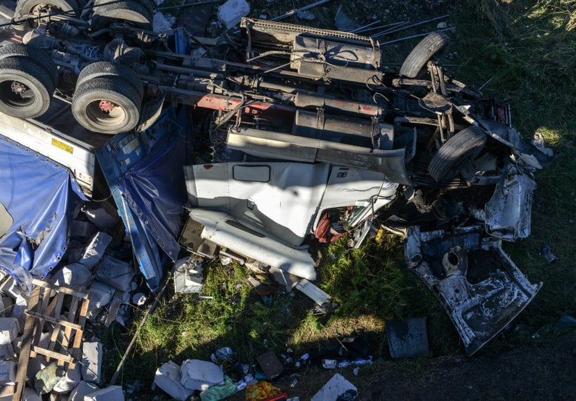 accidents caused by semi trucks